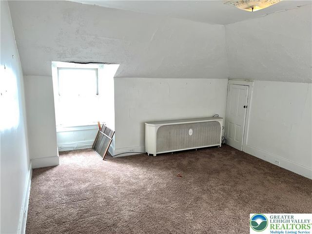 243 West Broad Street, Tamaqua Boro, PA 18252