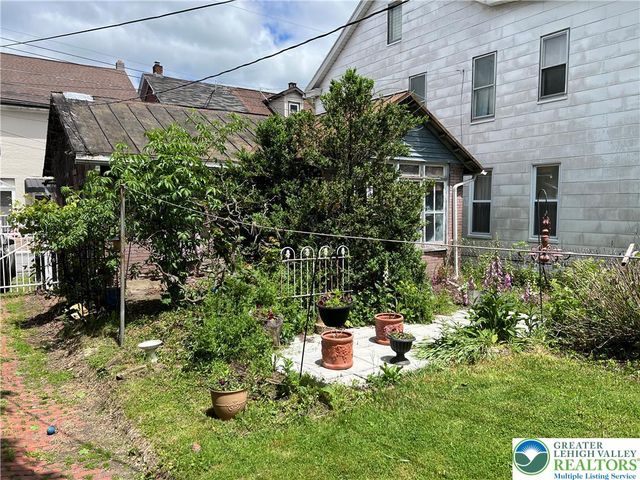 243 West Broad Street, Tamaqua Boro, PA 18252