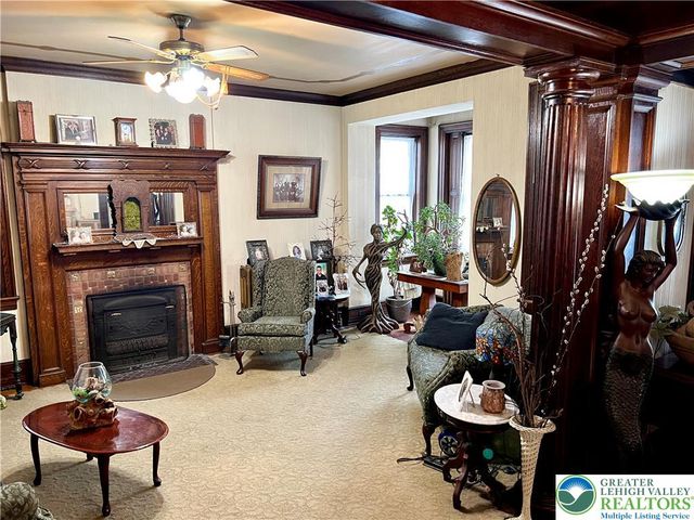 243 West Broad Street, Tamaqua Boro, PA 18252