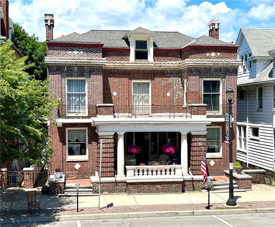 243 West Broad Street, Tamaqua Boro, PA 18252