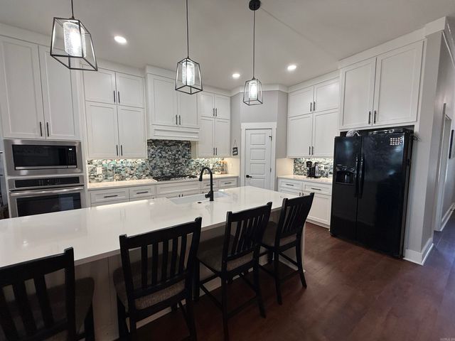 81 Fletcher Ridge Circle, Little Rock, AR 72223