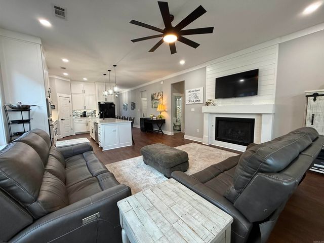 81 Fletcher Ridge Circle, Little Rock, AR 72223