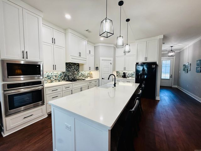 81 Fletcher Ridge Circle, Little Rock, AR 72223