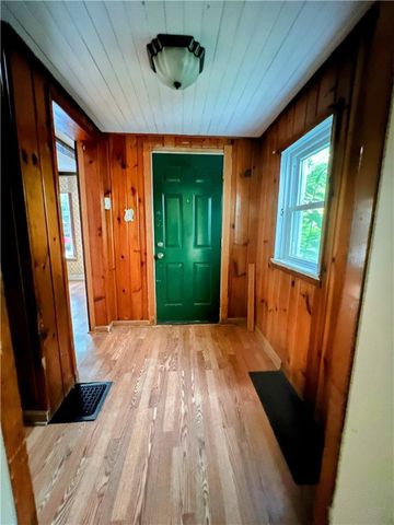 513 Young St, New Castle, PA 16101