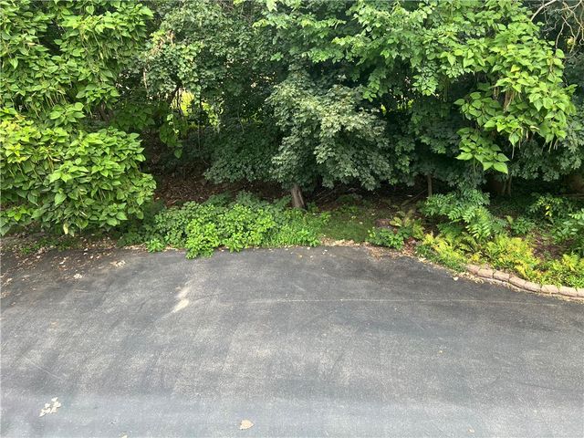 513 Young St, New Castle, PA 16101