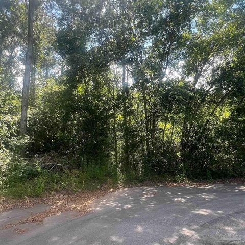 2225 Northbury Ct, Pensacola, FL 32526