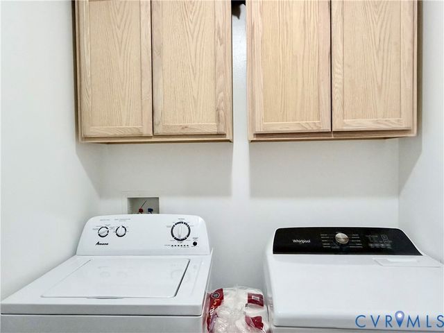 12772 Summerhouse Ln, Midlothian, VA 23112