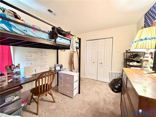 12772 Summerhouse Ln, Midlothian, VA 23112