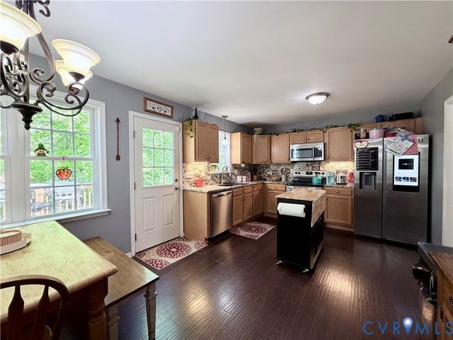 12772 Summerhouse Ln, Midlothian, VA 23112
