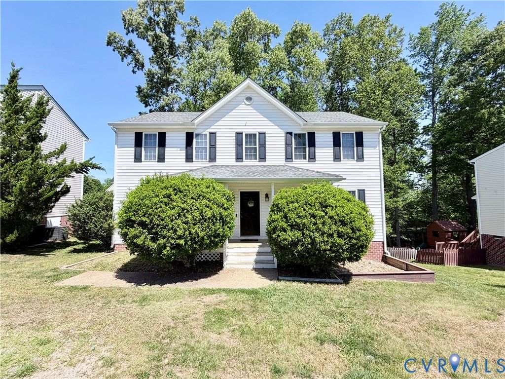 12772 Summerhouse Ln, Midlothian, VA 23112