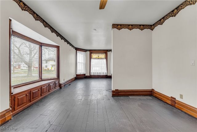 115 W Main Street, New London, OH 44851