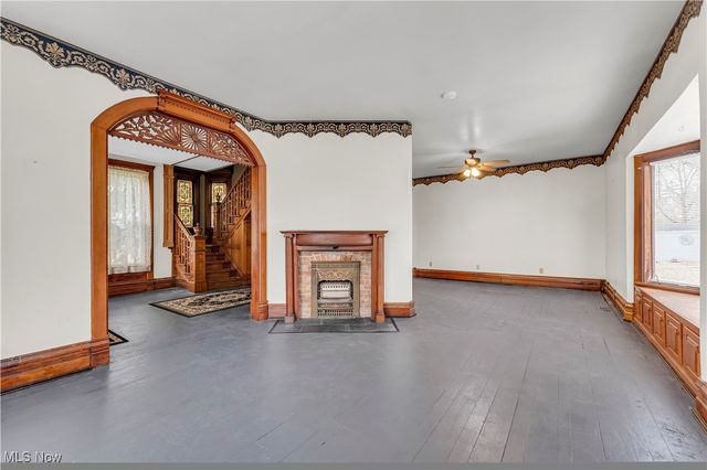 115 W Main Street, New London, OH 44851