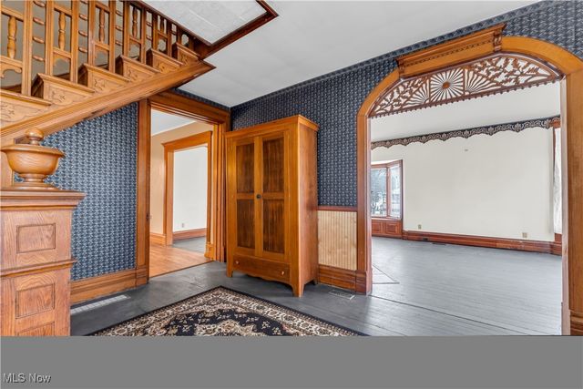 115 W Main Street, New London, OH 44851