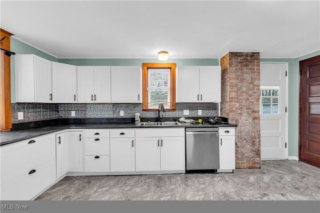 115 W Main Street, New London, OH 44851