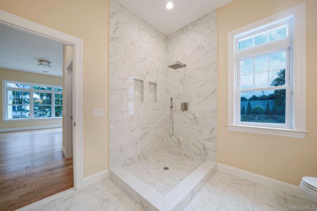 NC Pine Street, Port Jefferson, NY 11776