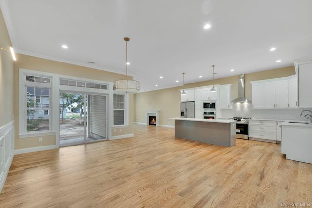 NC Pine Street, Port Jefferson, NY 11776