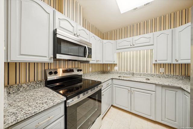 1 Towers Park Ln Apt 1004, San Antonio, TX 78209