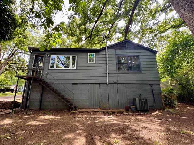 6710 Kavanaugh Pl, Little Rock, AR 72207