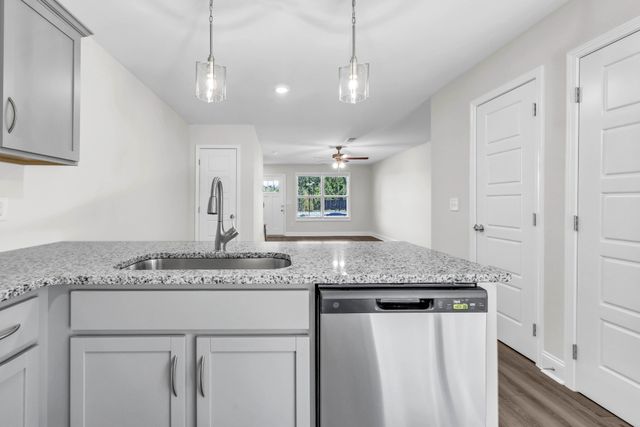 127 Quarry Point Dr C127, Clarksville, TN 37043