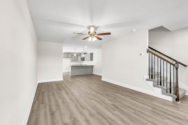 127 Quarry Point Dr C127, Clarksville, TN 37043