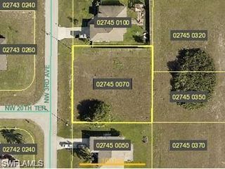 2015 NW 3rd AVE, Cape Coral, FL 33993