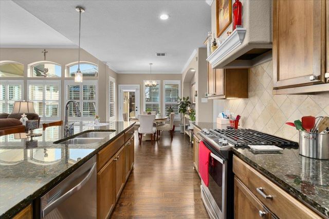 234 Via Valmonte DR, Buda, TX 78610