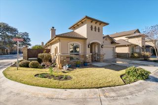 234 Via Valmonte DR, Buda, TX 78610