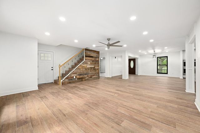 322 Mesa Oaks, Leander, TX 78641