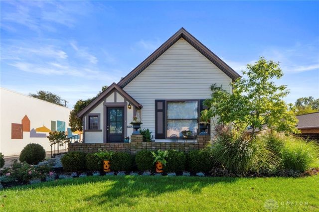 66 S Central Avenue, Fairborn, OH 45324