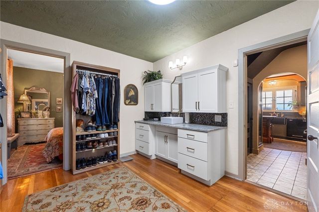 66 S Central Avenue, Fairborn, OH 45324