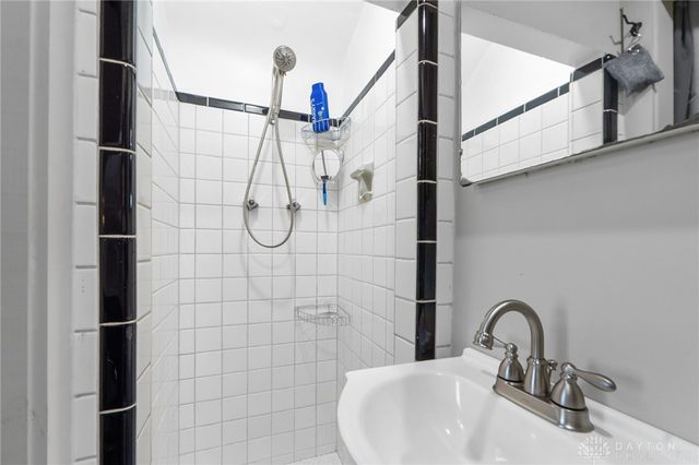 66 S Central Avenue, Fairborn, OH 45324