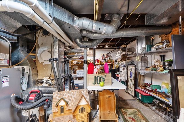 66 S Central Avenue, Fairborn, OH 45324