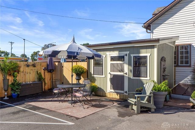 66 S Central Avenue, Fairborn, OH 45324