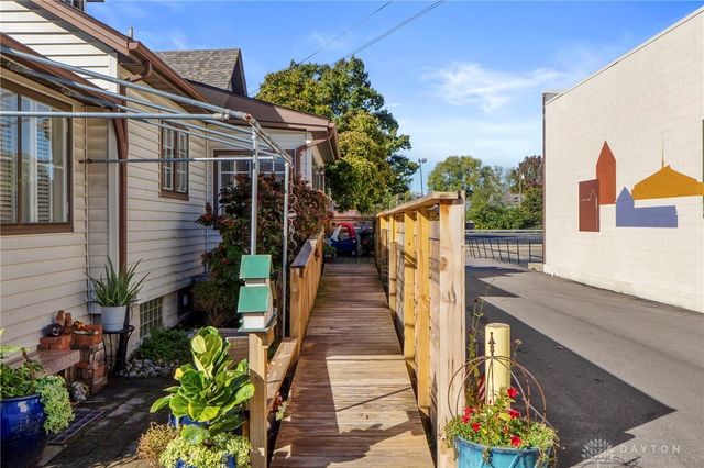 66 S Central Avenue, Fairborn, OH 45324