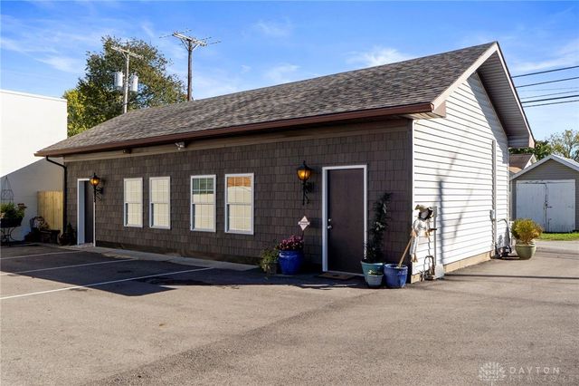 66 S Central Avenue, Fairborn, OH 45324