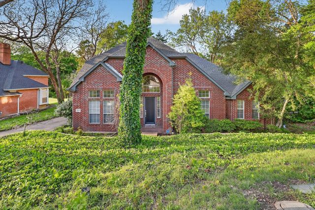 1501 Wyndmere Drive, Desoto, TX 75115