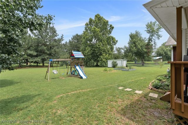 16 Nixon Road, Lavaca, AR 72941