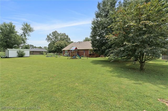 16 Nixon Road, Lavaca, AR 72941