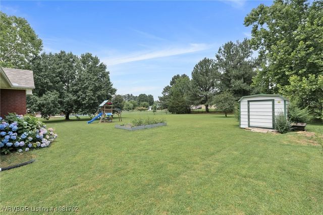 16 Nixon Road, Lavaca, AR 72941