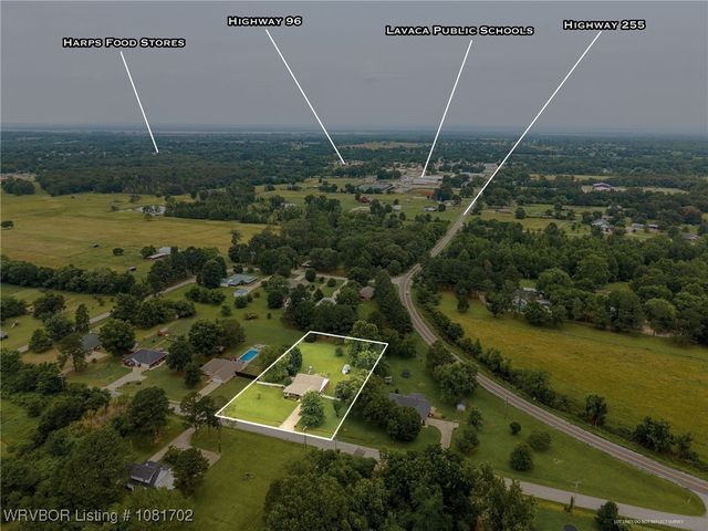 16 Nixon Road, Lavaca, AR 72941