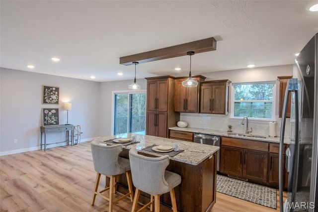 12301 County Road 4037, Holts Summit, MO 65043