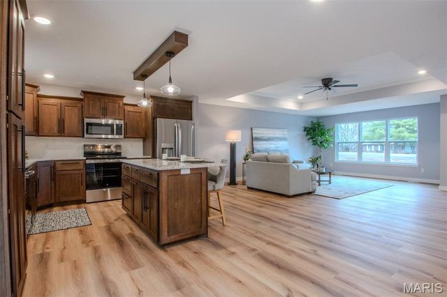 12301 County Road 4037, Holts Summit, MO 65043