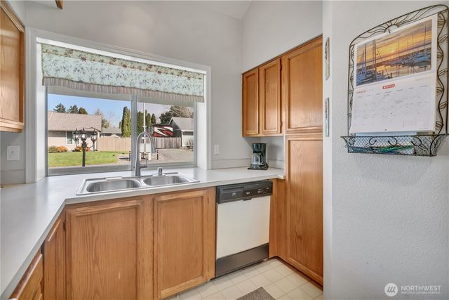 126 117th Street E, Tacoma, WA 98445