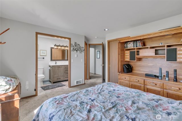 126 117th Street E, Tacoma, WA 98445