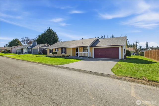 126 117th Street E, Tacoma, WA 98445