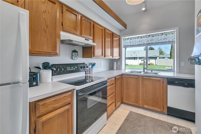 126 117th Street E, Tacoma, WA 98445