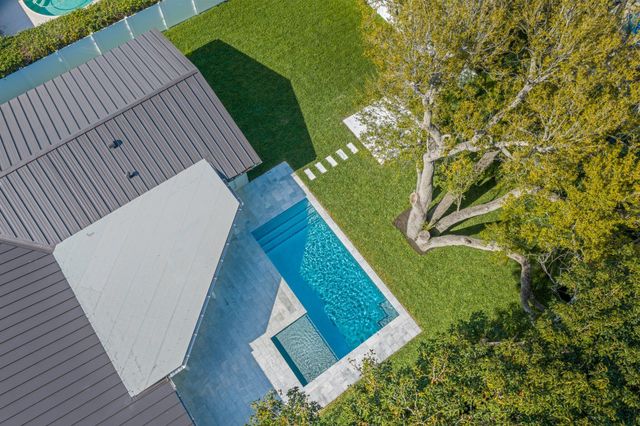 979 NW 8th Street, Boca Raton, FL 33486