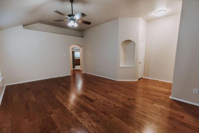 11818 Canyon Falls Drive, Tomball, TX 77375