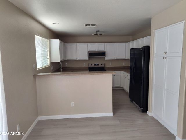 65 N 224TH Lane, Buckeye, AZ 85326