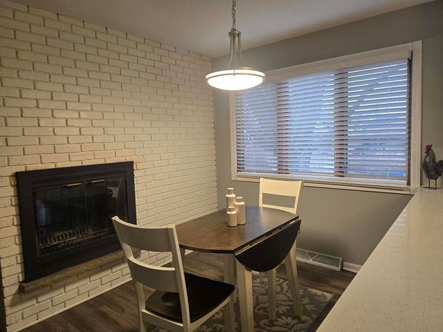 1208 Roxbury Circle, Rockford, IL 61107